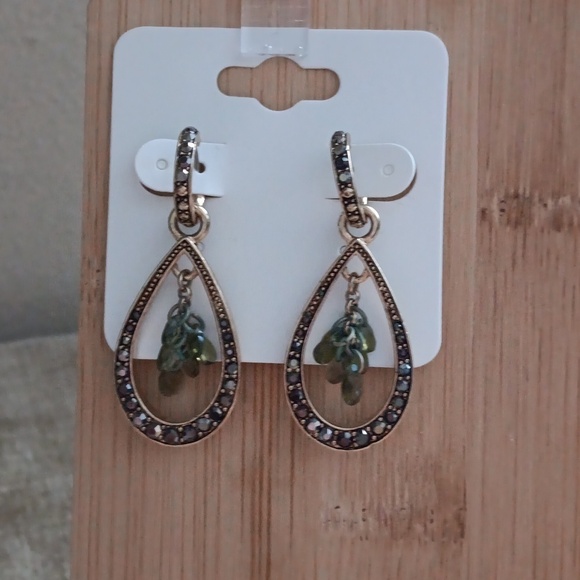 Monet Gold Tone Large Tear Drop Dangle Earrings - Picture 7 of 10